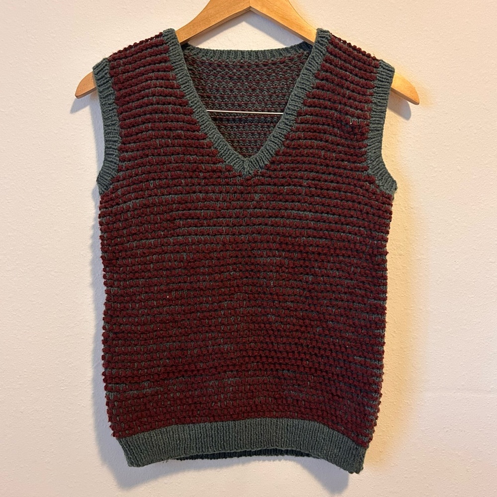 Women’s XS/S Homemade Knitted Burgundy Gray Sweater Vest